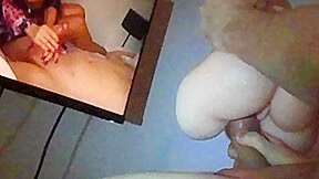 Amateur Guy Watching Porn And Craving for Pussy