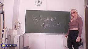 Blonde Milf Lynn Teaches Her Stepson How To Fuck His Stepmom And Make Her Cum – MatureNl