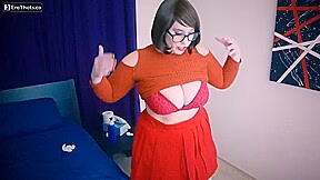 Kitty Leroux dressed as velma